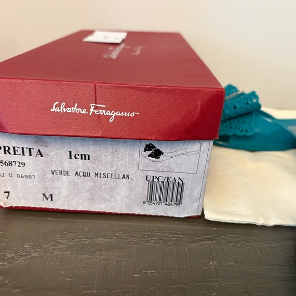 Salvatore Ferragamo Women's Blue Flats - Picture 7 of 11